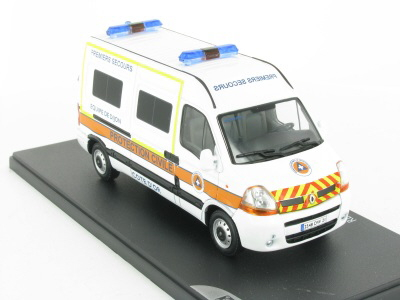 RENAULT Master Van VPS Protection Civile Premiers Secours Equipe de Dijon, white