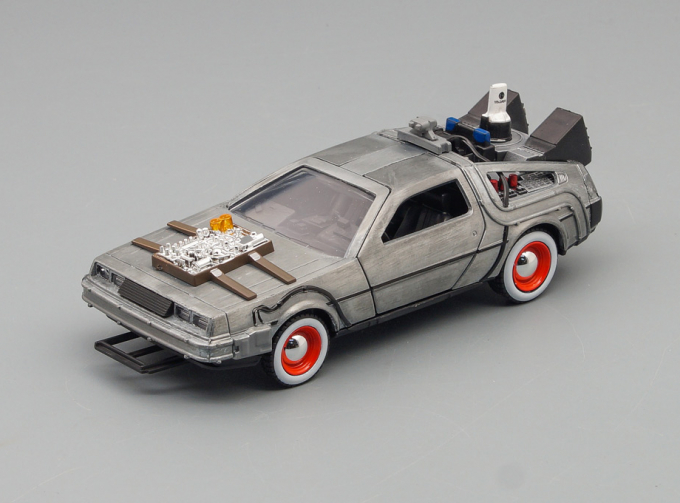 DE LOREAN Time Machine - Back To The Future 3 - Ritorno Al Futuro 3, Silver