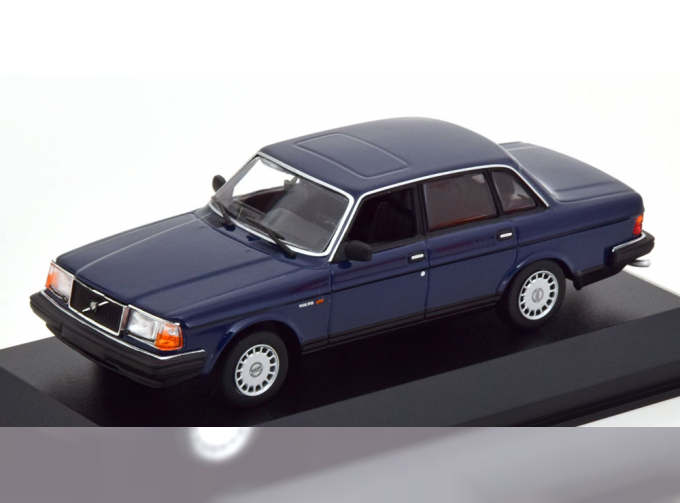 VOLVO 240 GL Saloon (1986), dark blue