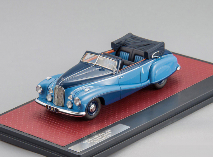 MERCEDES-BENZ 320A (W142) Spezial Cabriolet "Tan Tjoan Keng" (1948), light blue / blue