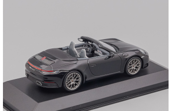 PORSCHE 992 Carrera 4 Cabriolet, black
