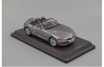 BMW Z4 Roadster, grey