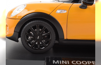 MINI COOPER S (2014), volcanic orange