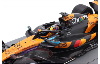 McLAREN MCL39 №81 Pole Position & Winner China GP (Shanghai) Formula 1 Oscar Piastri (2025)