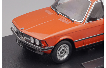 BMW 323i E21 (1975), rotbraun-metallic