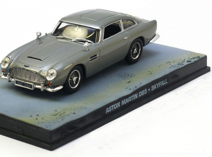 ASTON MARTIN DB 5 James Bond Skyfall, silver