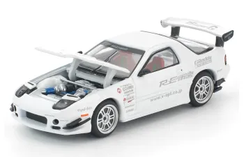 MAZDA RX7 FC3S Re-Amemiya, white