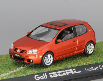 VOLKSWAGEN Golf  V Goal 4-door (2003), orange metallic
