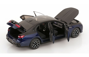 BMW i7 (M70) (2024), blue-black metallic