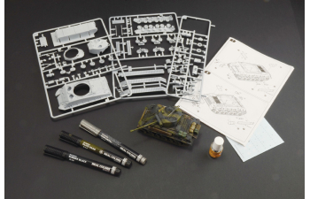 Сборная модель SHERMAN M4a3e8 Tank Military With 3 Acrylic Brush Markers 1942