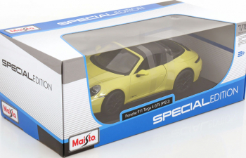 PORSCHE 911 (992.2) Targa 4 GTS Hybrid (2025), light yellow