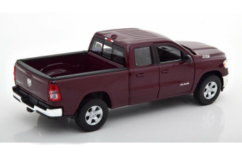 RAM 1500 (2019), dark red