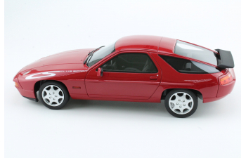 Porsche 928 Club Sport 1988 (red)