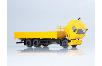 Камский грузовик 65117 бортовой (ранний), желтый