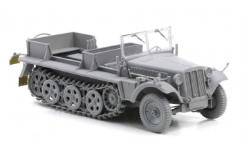 Сборная модель Полугусеничное авто Sd.Kfz.10 Ausf.B 1942