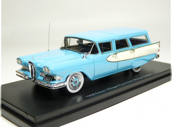 EDSEL Villager four-doors station wagon (1958), blue