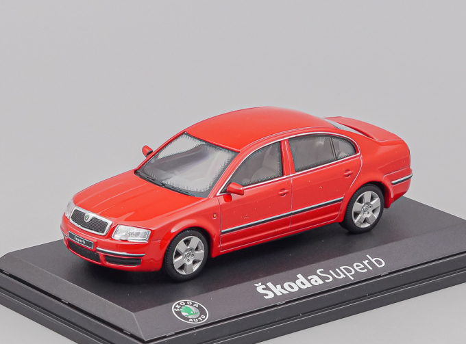 SKODA Superb (2005), red