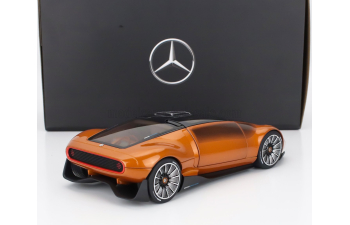 MERCEDES-BENZ Vision One Eleven 2023 With Chief Designer Gordon Wagener Figure, Copper Met