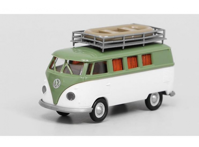 VOLKSWAGEN T1b Camper (1960), green / white