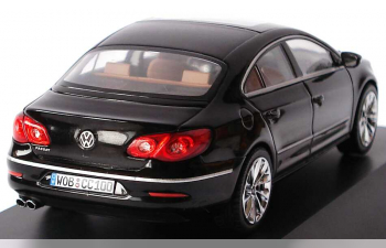 VOLKSWAGEN Passat CC, черный мет.