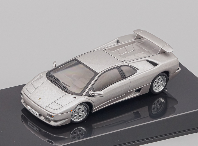 LAMBORGHINI Diablo Coupe VT 1999, titanium silver 