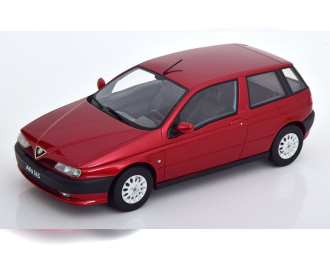 ALFA ROMEO 145 1 7 16V (1995), red metallic