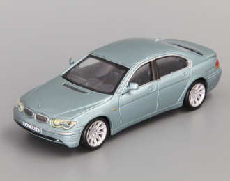 BMW 7 Series, light green