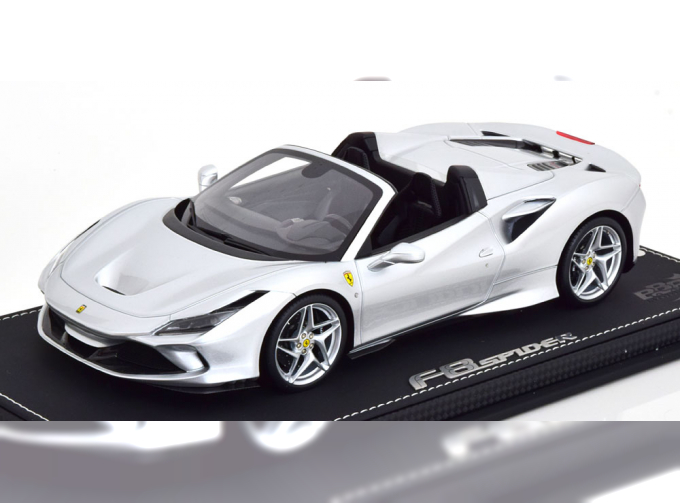 FERRARI F8 Spider, silver