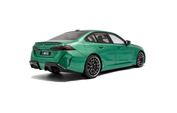 BMW M5 (G90) M (2025), green metallic