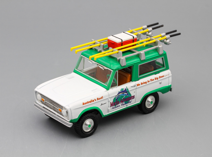 FORD Bronco 1966, white / green