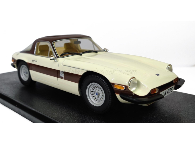 TVR 3000M (1973), cream/brown