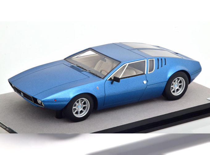 DE TOMASO Mangusta (1971), hellblau-metallic