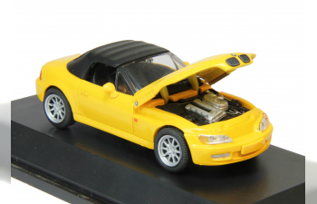 BMW Z3 Geschlossen, yellow