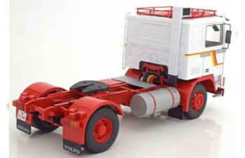 VOLVO F1220 1977 White / Red