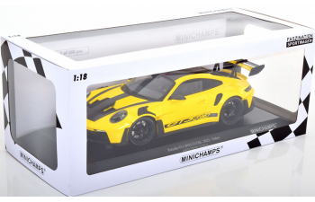 PORSCHE 911 (992) GT3 RS Weissach Paket (2023), yellow black