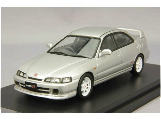 HONDA Integra Type-R DB8 (4 двери) 1996, серебристый