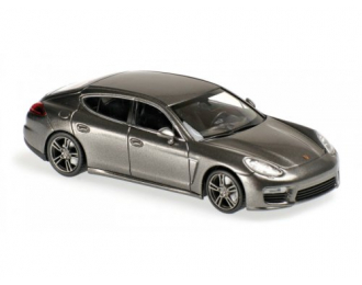 PORSCHE Panamera Turbo S (2013), grey metallic