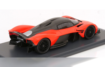 ASTON MARTIN Valkyrie, orange carbon