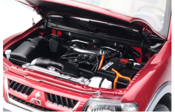 MITSUBISHI Pajero V73, red metallic