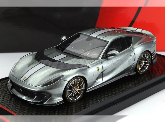 FERRARI 812 Competizione (2021), Grigio Coburn - Silver Grey Met