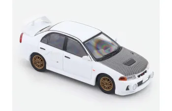 MITSUBISHI Lancer Evolution IV, white with carbon hood