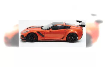 CHEVROLET Corvette ZR1 (2019), orange/black