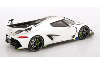 KOENIGSEGG Jesko (2019), white metallic / black