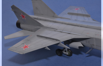 Сборная модель Самолет Russian MiG-31 Foxhound