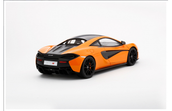 McLaren 570S, orange