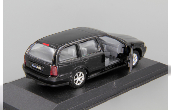 SKODA Octavia Combi, black