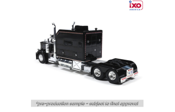 PETERBILT 379 Custom Tractor Truck 3-assi (2002), black