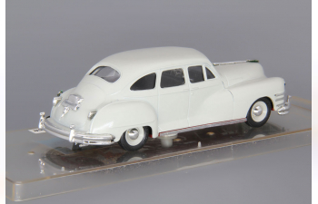 CHRYSLER Windsor Sedan USA (1947), white