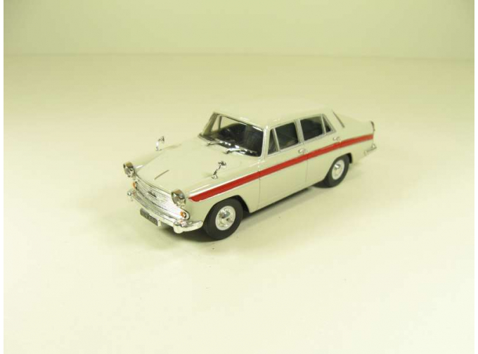 AUSTIN Cambridge A60, 251XPND 1:43, белый с красной полосой