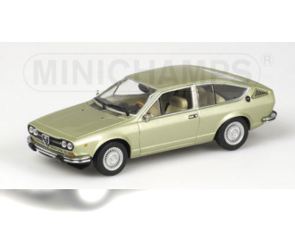 ALFA ROMEO Alfetta GTV (1976), light green metallic